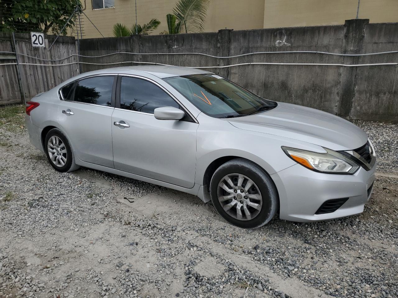 2017 NISSAN ALTIMA 2.5 - Image 4