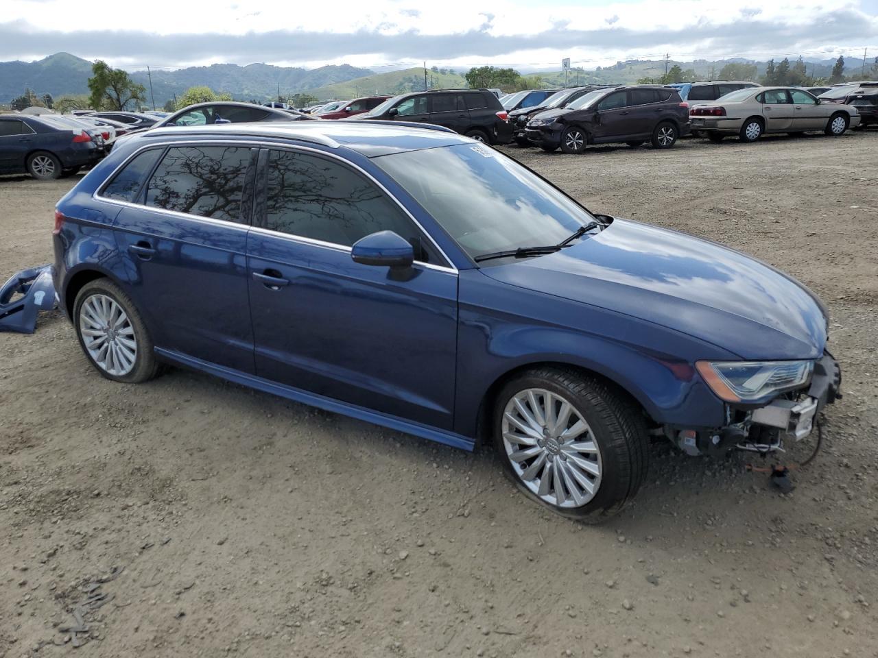2016 AUDI A3 E-TRON - Image 4