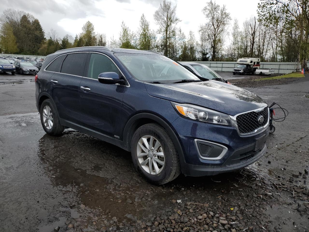 2016 KIA SORENTO LX - Image 4