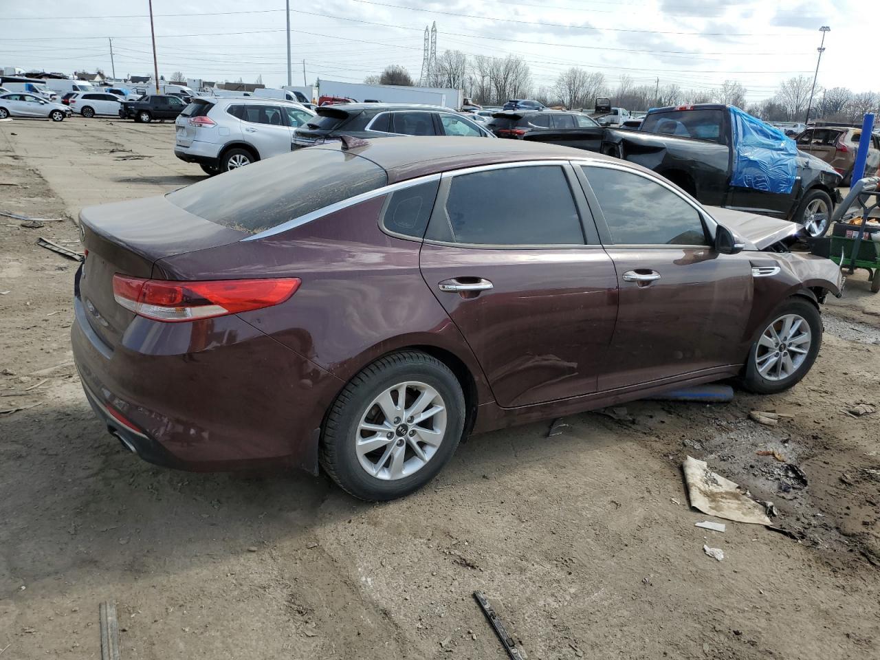 2016 KIA OPTIMA LX - Фото 3