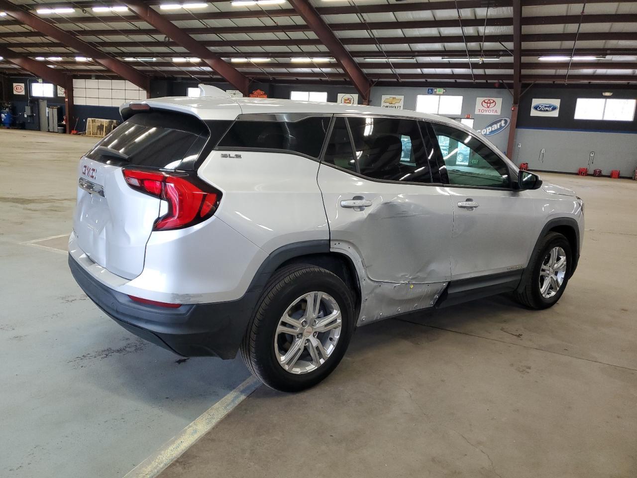 2019 GMC TERRAIN SL - Фото 3