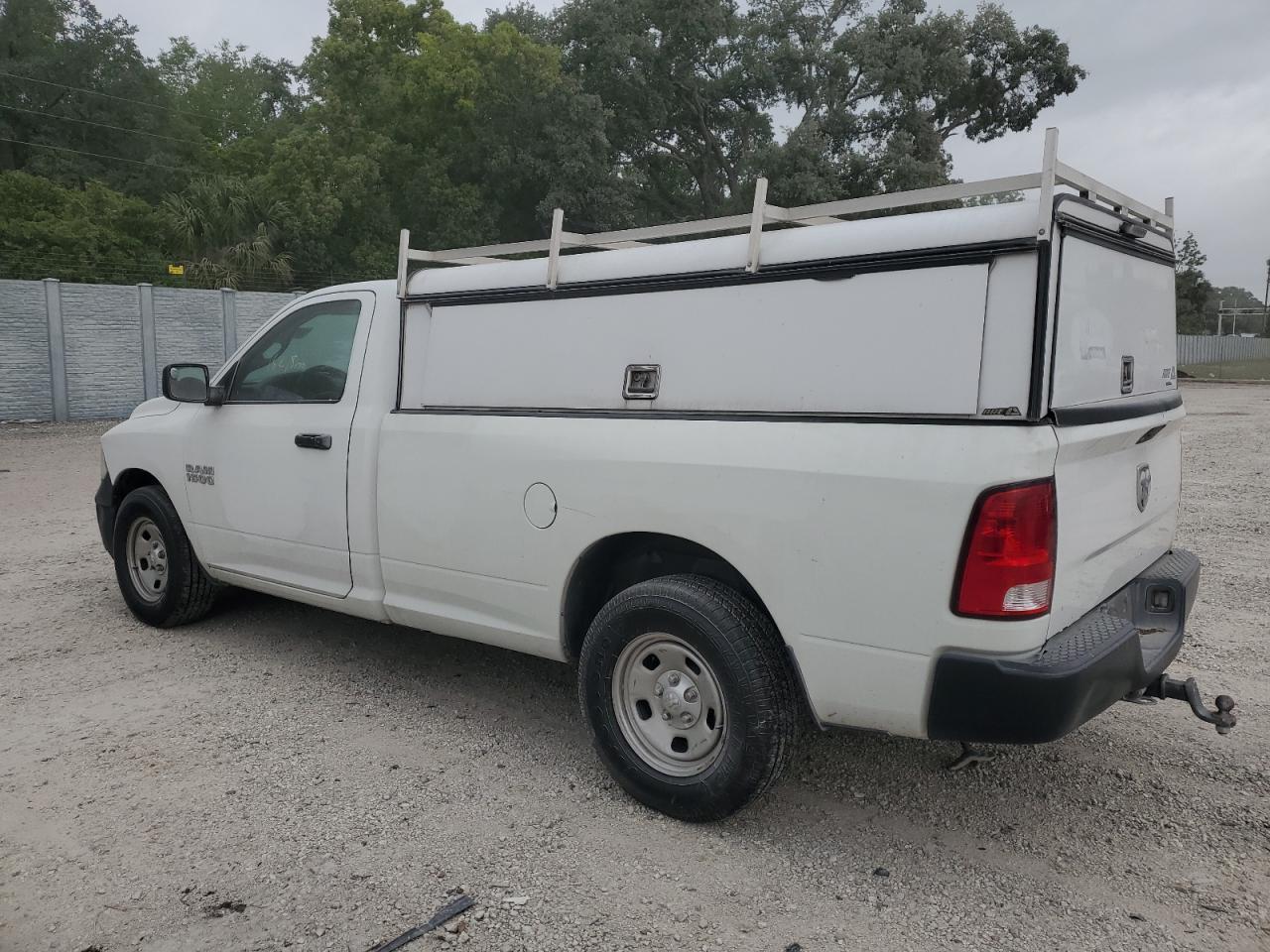 2018 RAM 1500 ST - Image 2