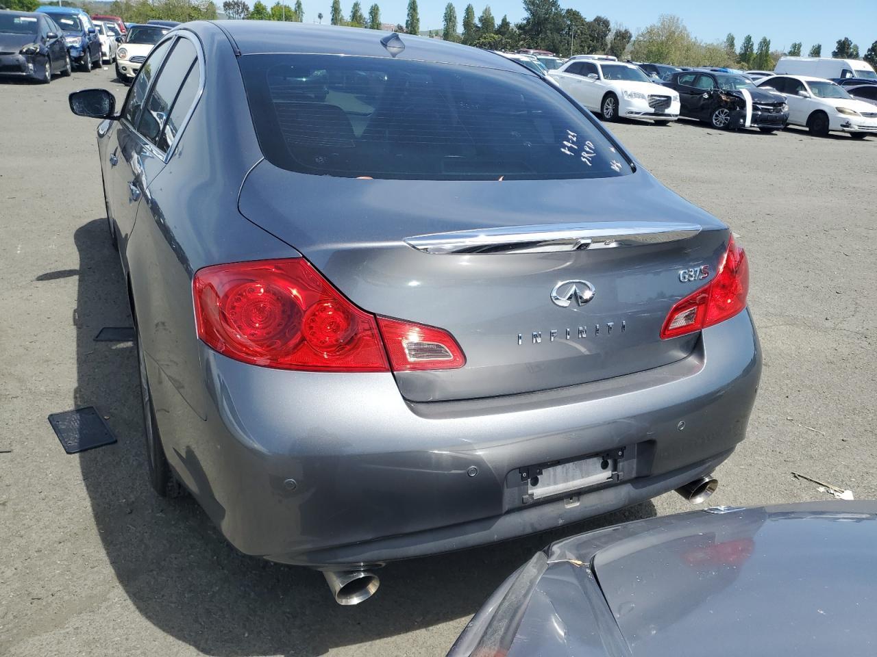 2012 INFINITI G37 BASE - Image 6