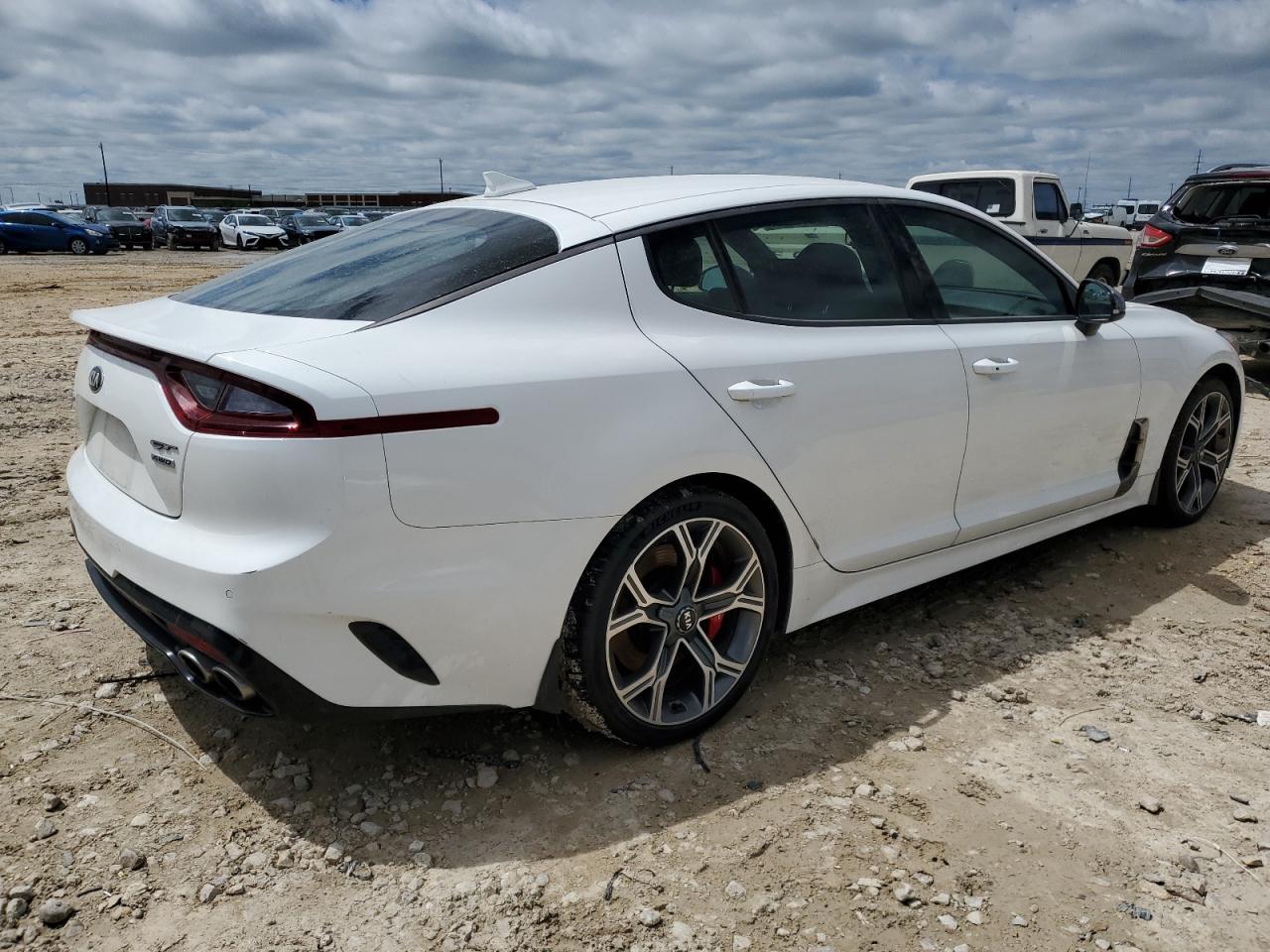 2019 KIA STINGER GT - Image 3