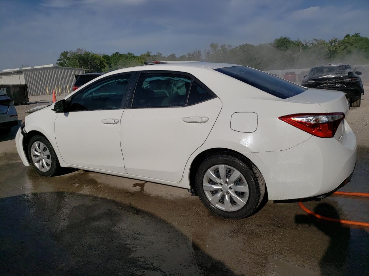 2014 TOYOTA COROLLA L - Image 2