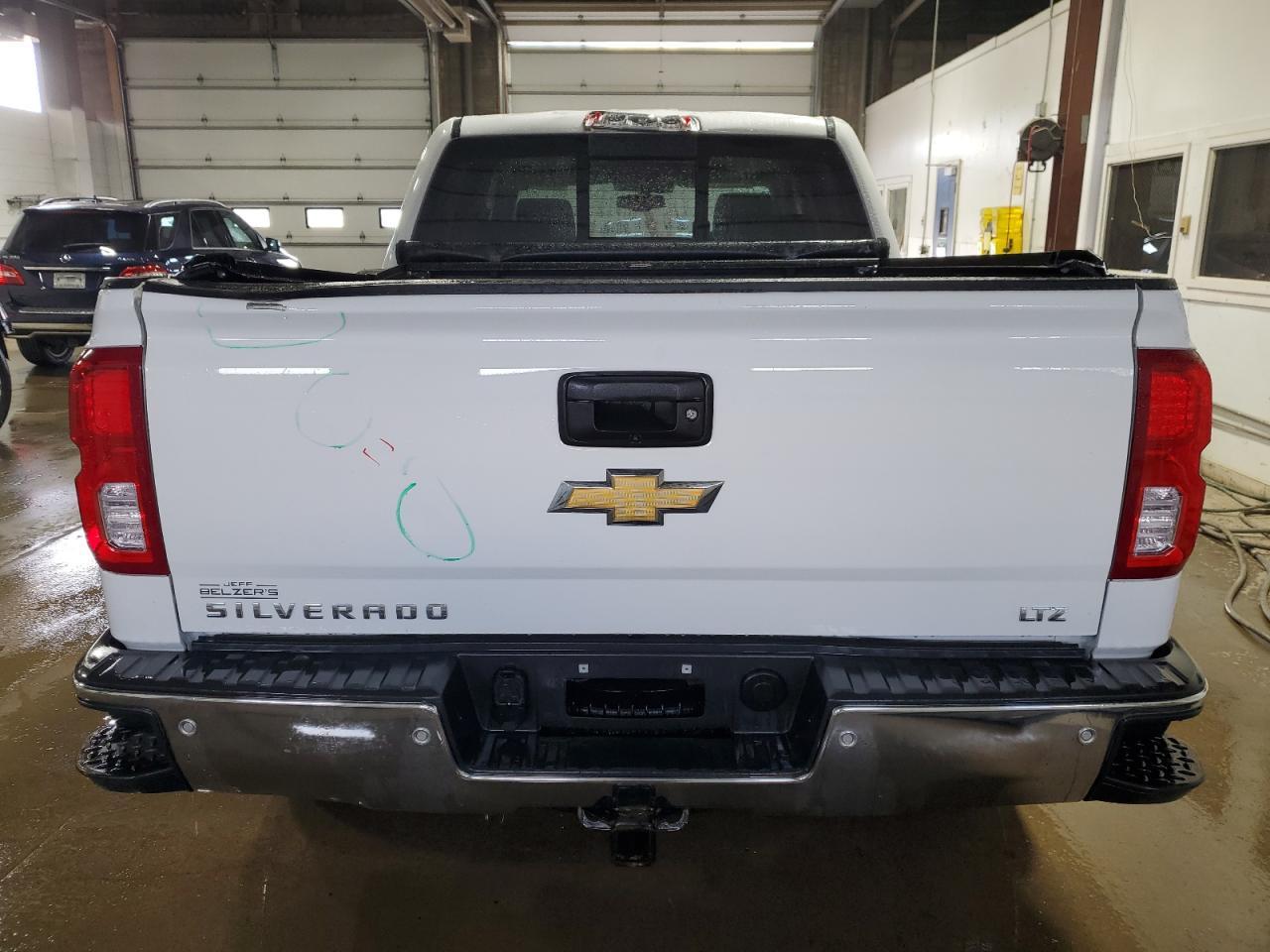 2018 CHEVROLET SILVERADO - Фото 6