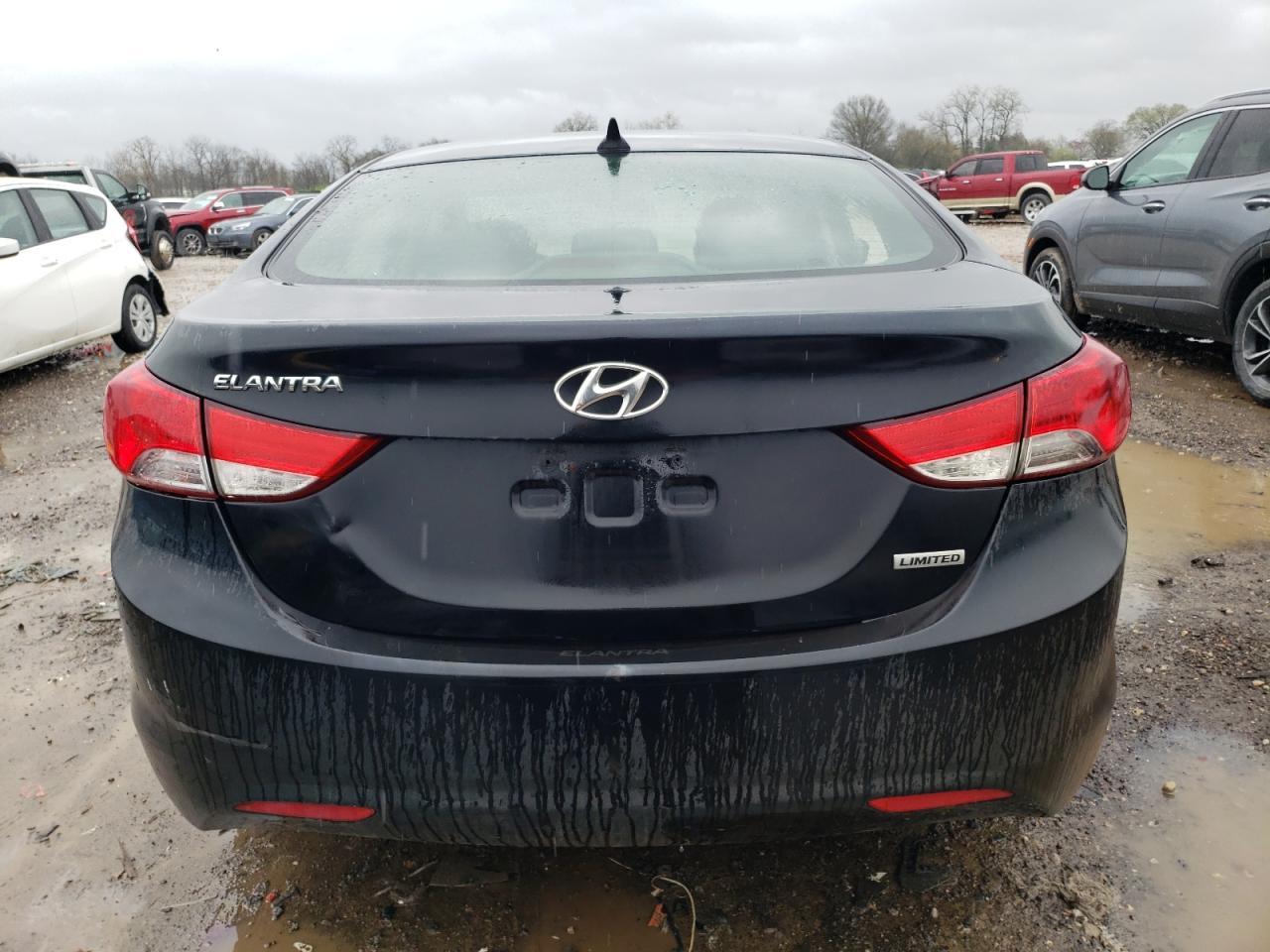 2013 HYUNDAI ELANTRA GL - Image 6