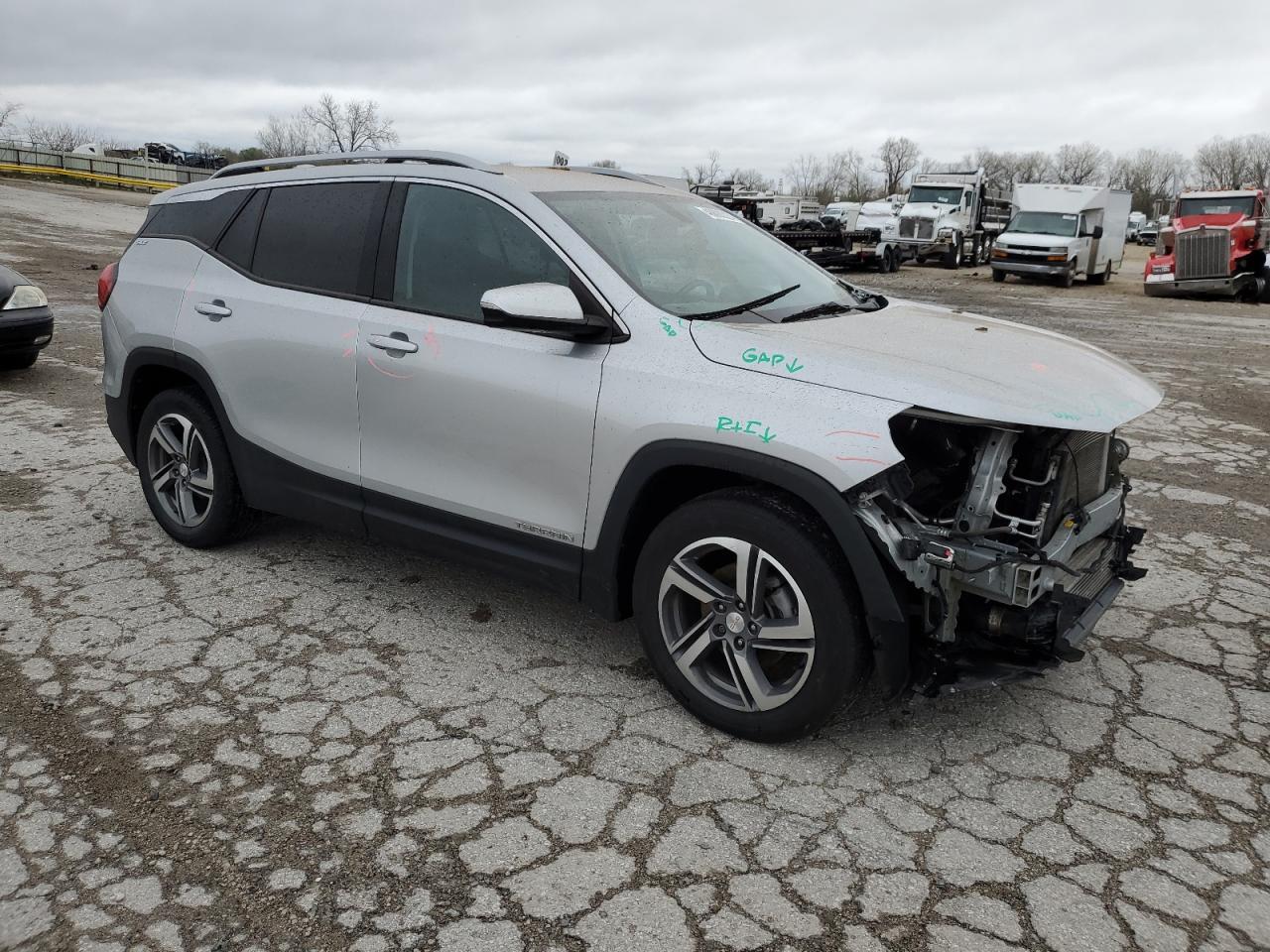 2019 GMC TERRAIN SL - Image 4