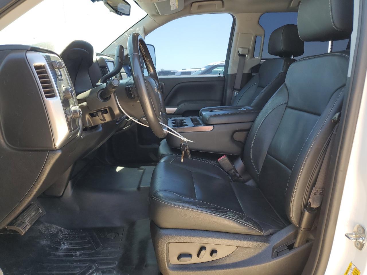 2017 CHEVROLET SILVERADO - Фото 7