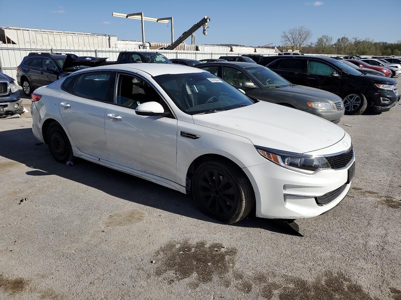 2016 KIA OPTIMA LX - Фото 4