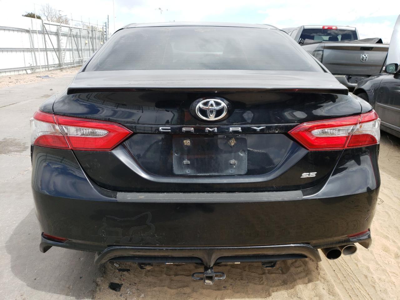 2018 TOYOTA CAMRY L - Фото 6