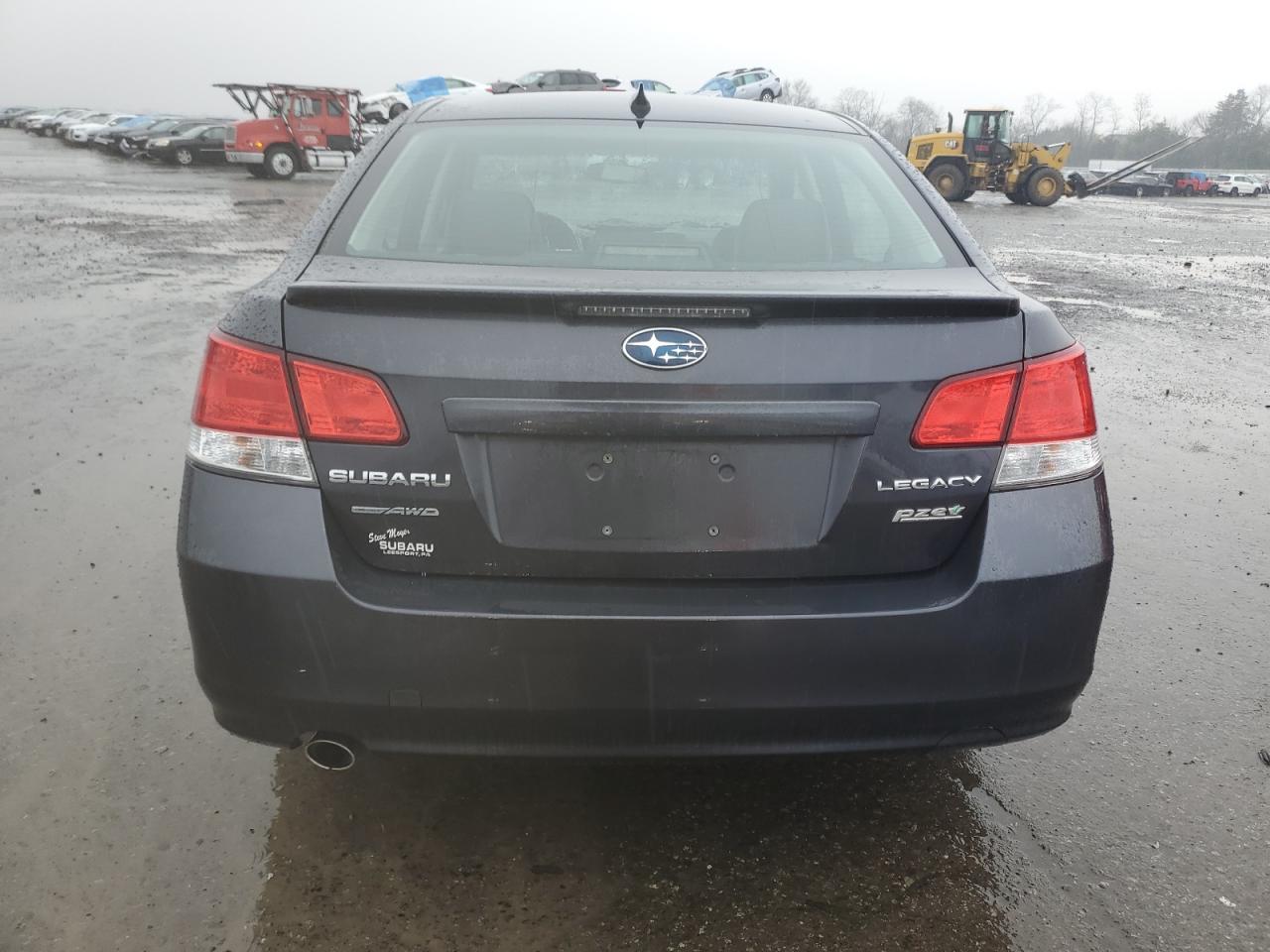 2011 SUBARU LEGACY 2.5 - Image 6