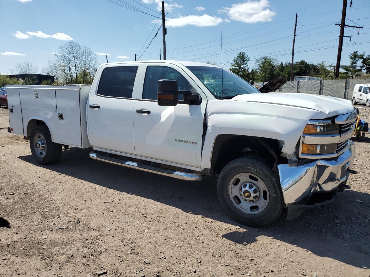 2018 CHEVROLET SILVERADO - Фото 4