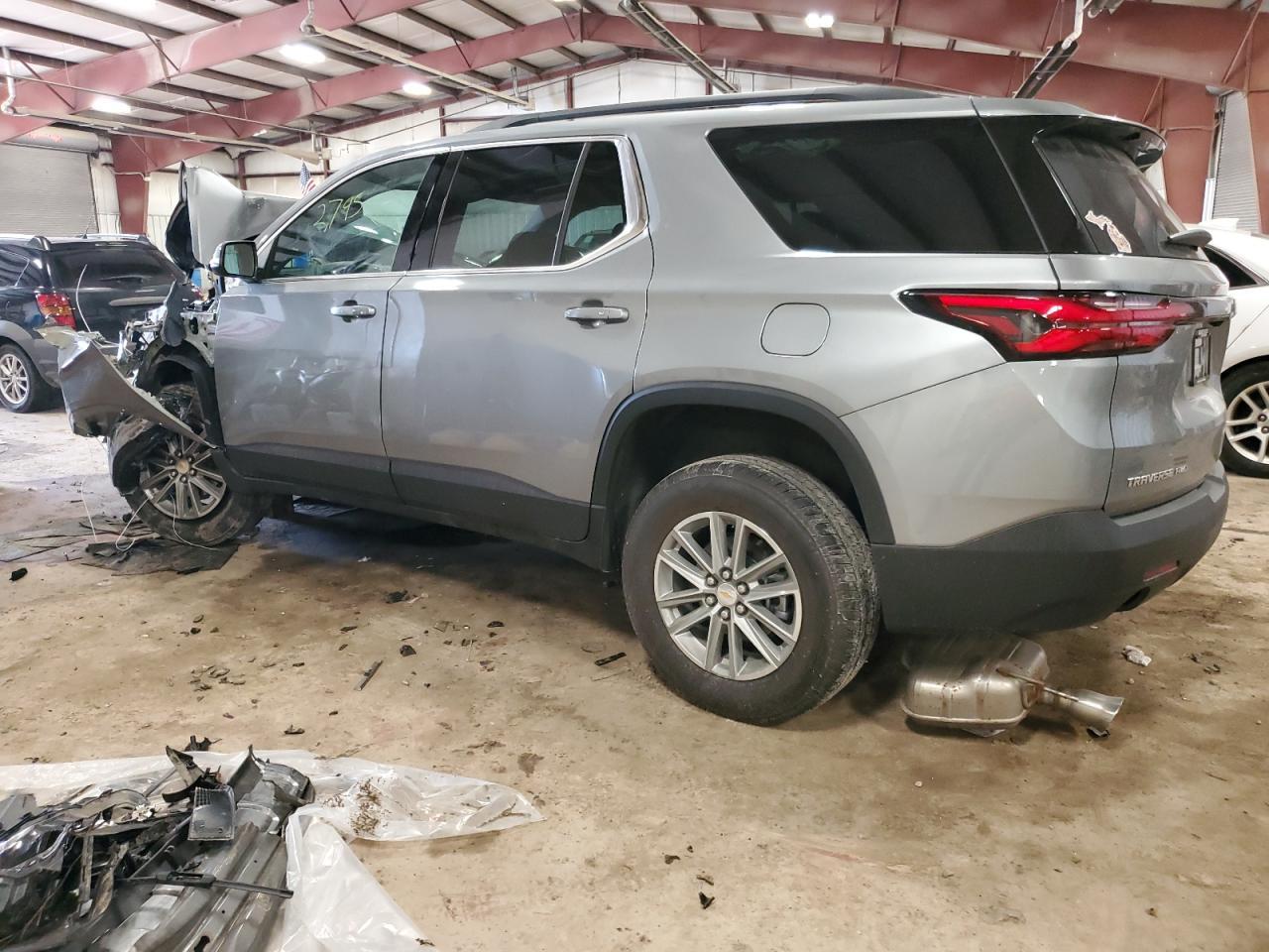 2023 CHEVROLET TRAVERSE L - Фото 2