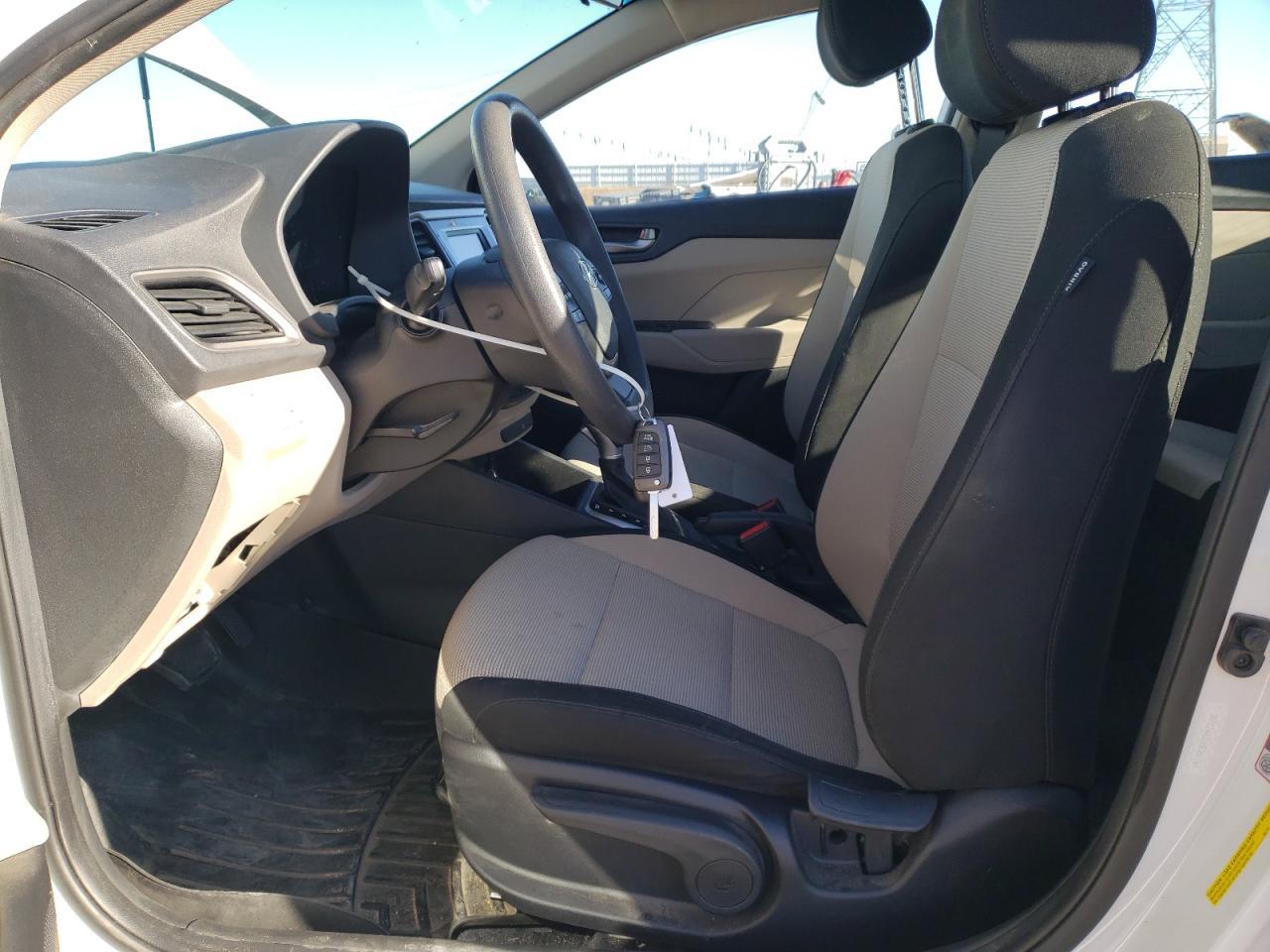 2019 HYUNDAI ACCENT SE - Фото 7