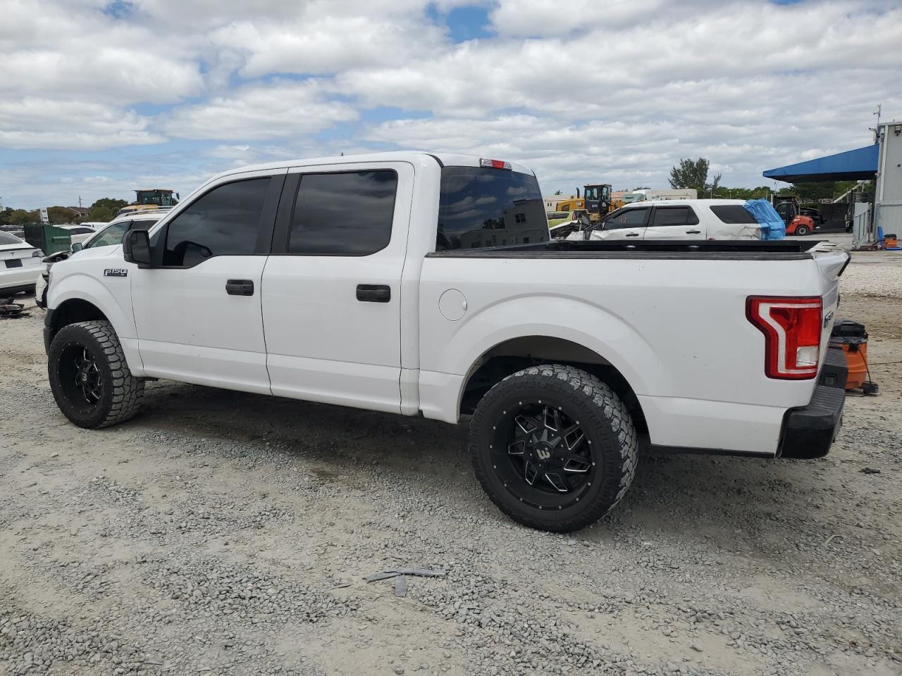 2017 FORD F150 SUPER - Фото 2