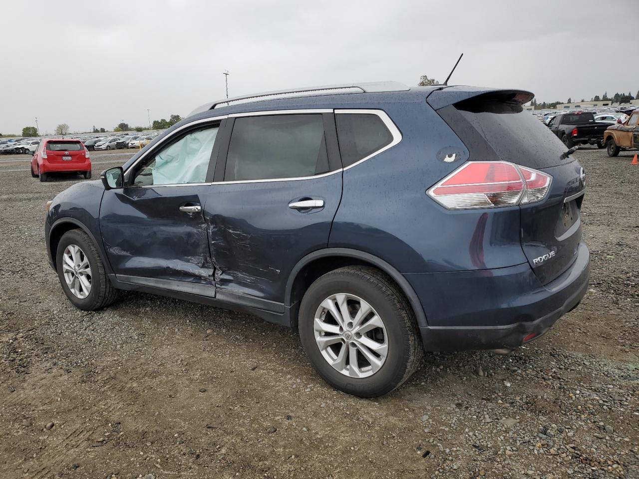 2015 NISSAN ROGUE S - Image 2