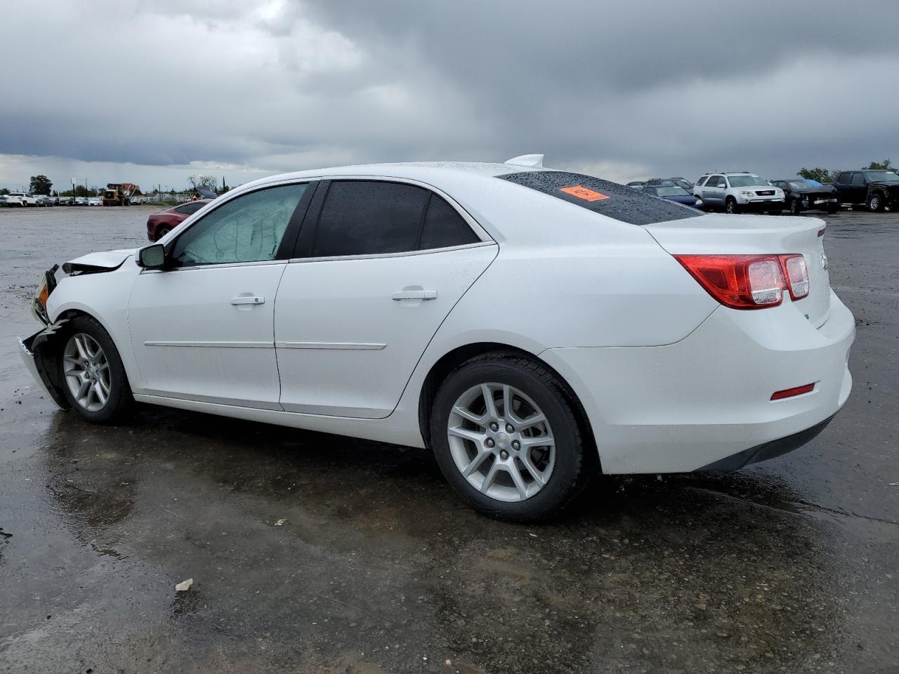 2015 CHEVROLET MALIBU 1LT - Image 2