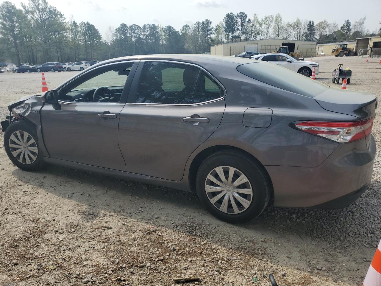 2018 TOYOTA CAMRY LE - Фото 2