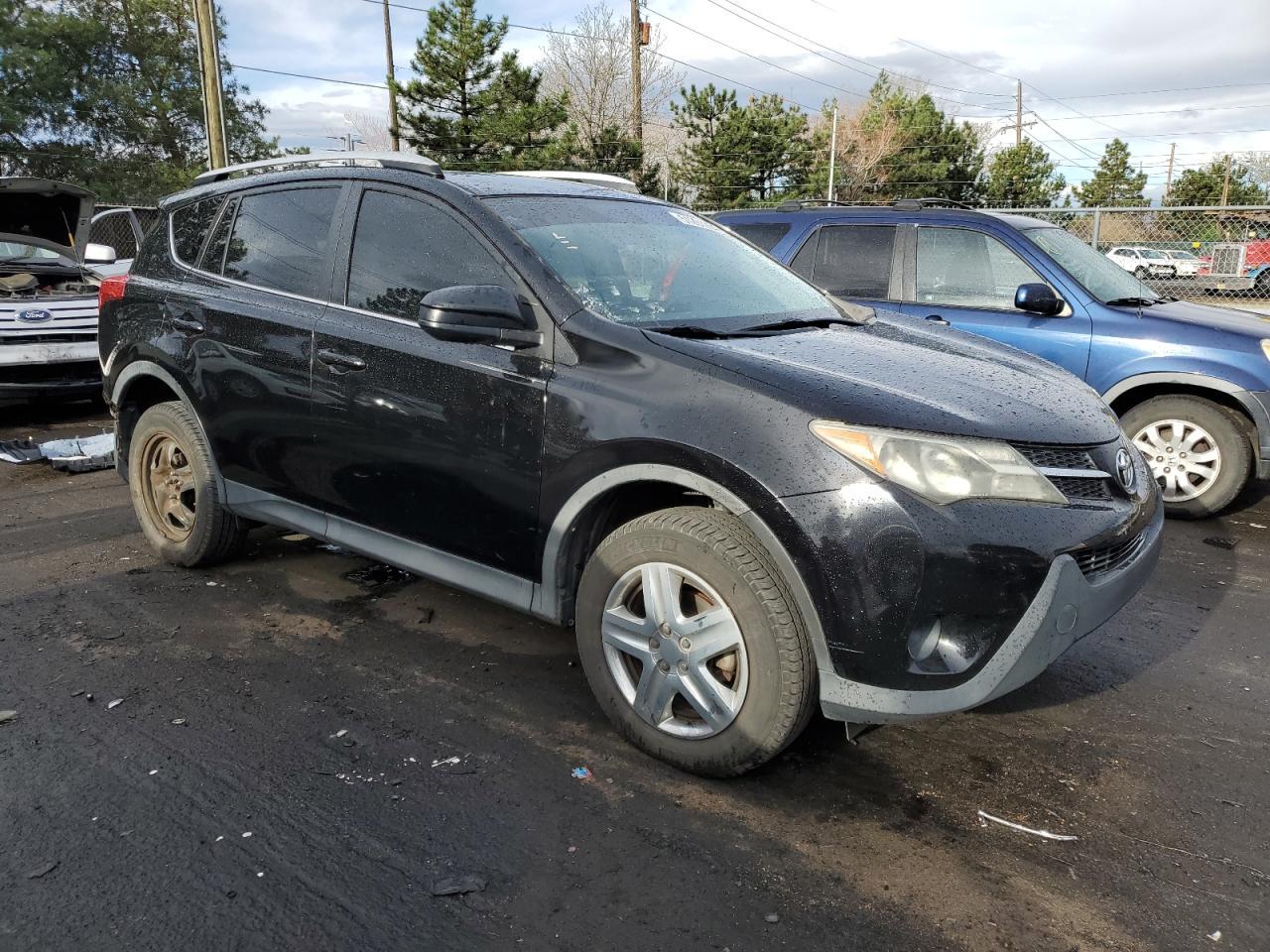 2014 TOYOTA RAV4 LE - Image 4