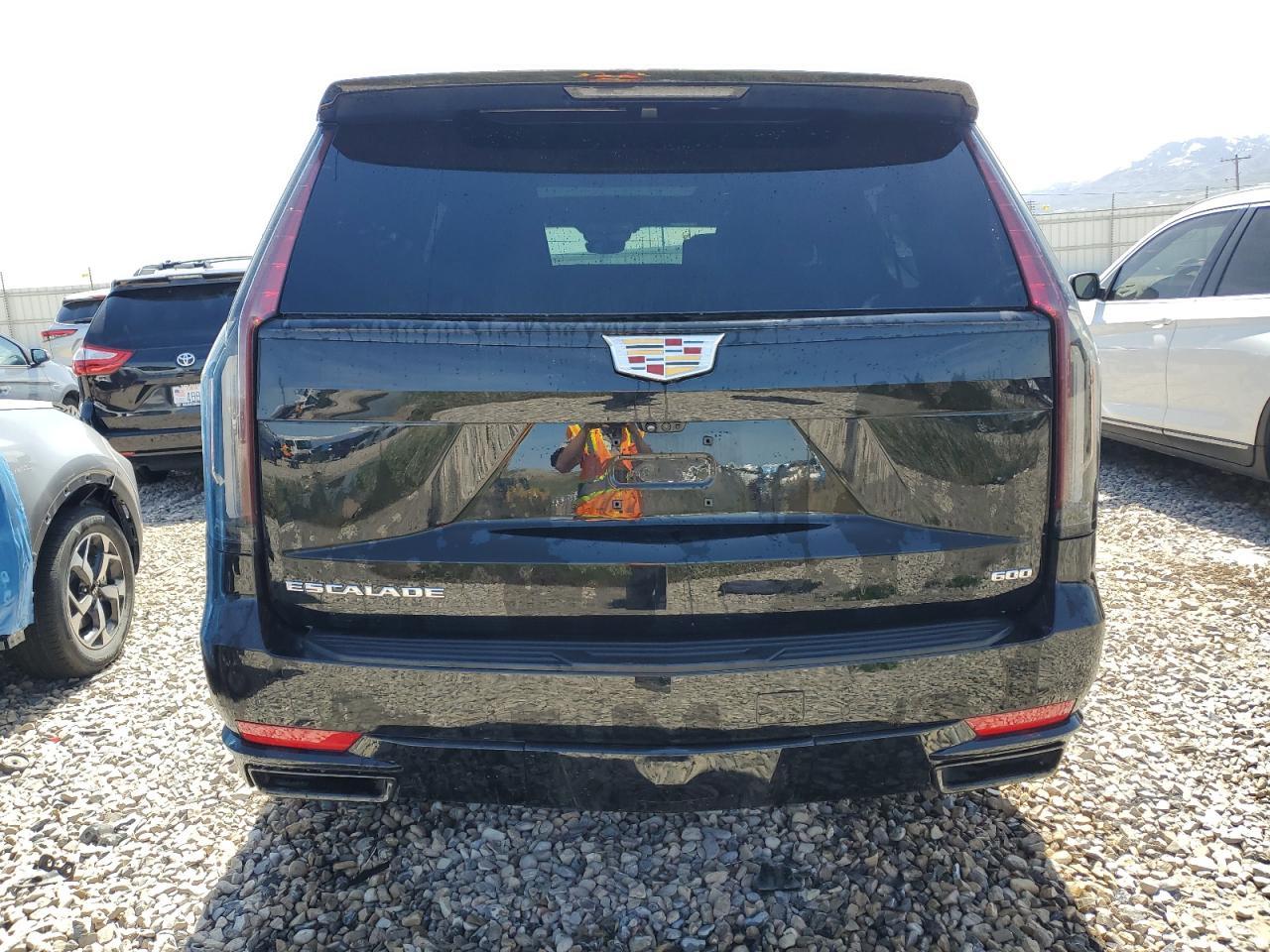 2021 CADILLAC ESCALADE E - Image 6