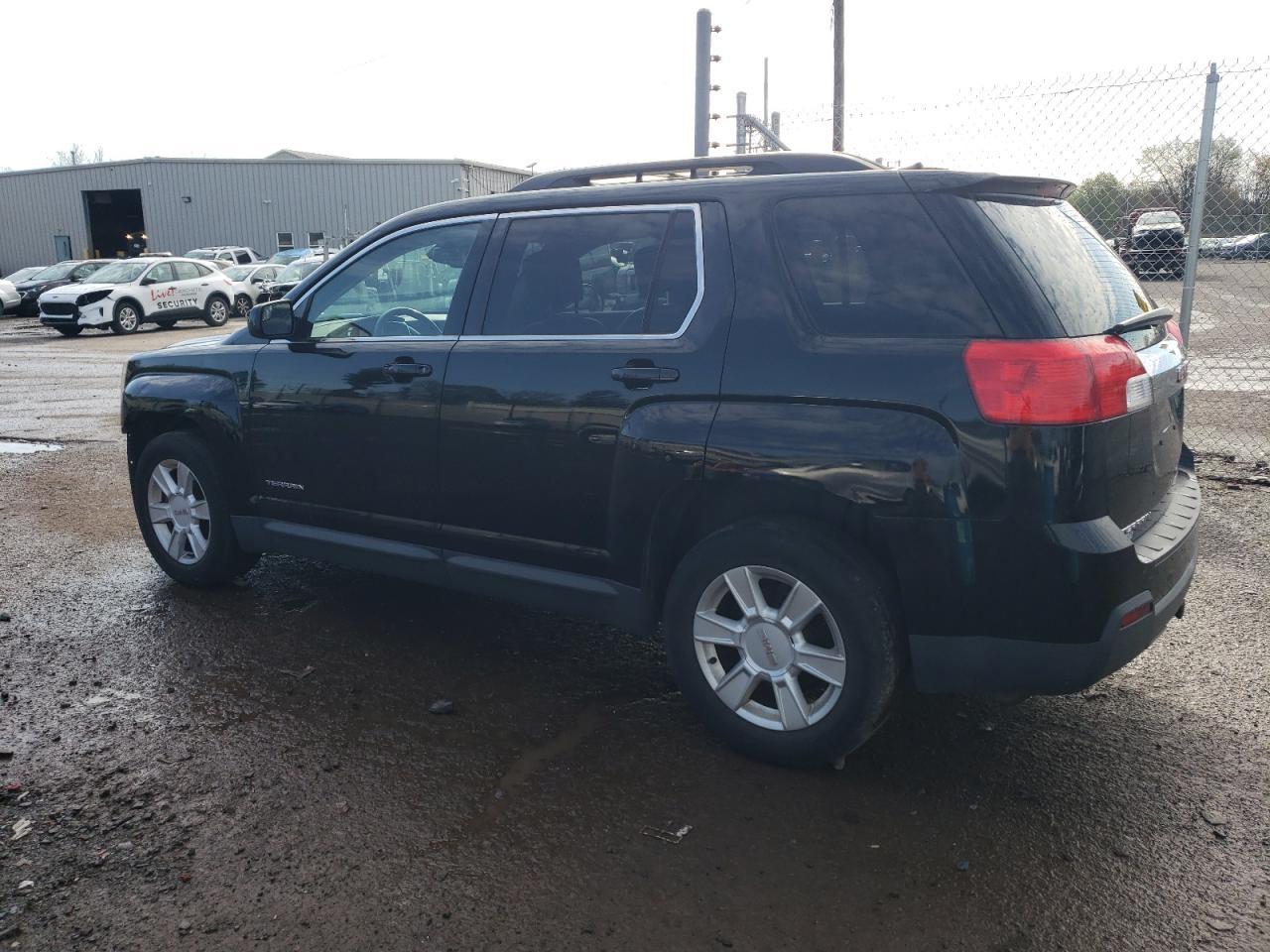 2013 GMC TERRAIN SL - Фото 2