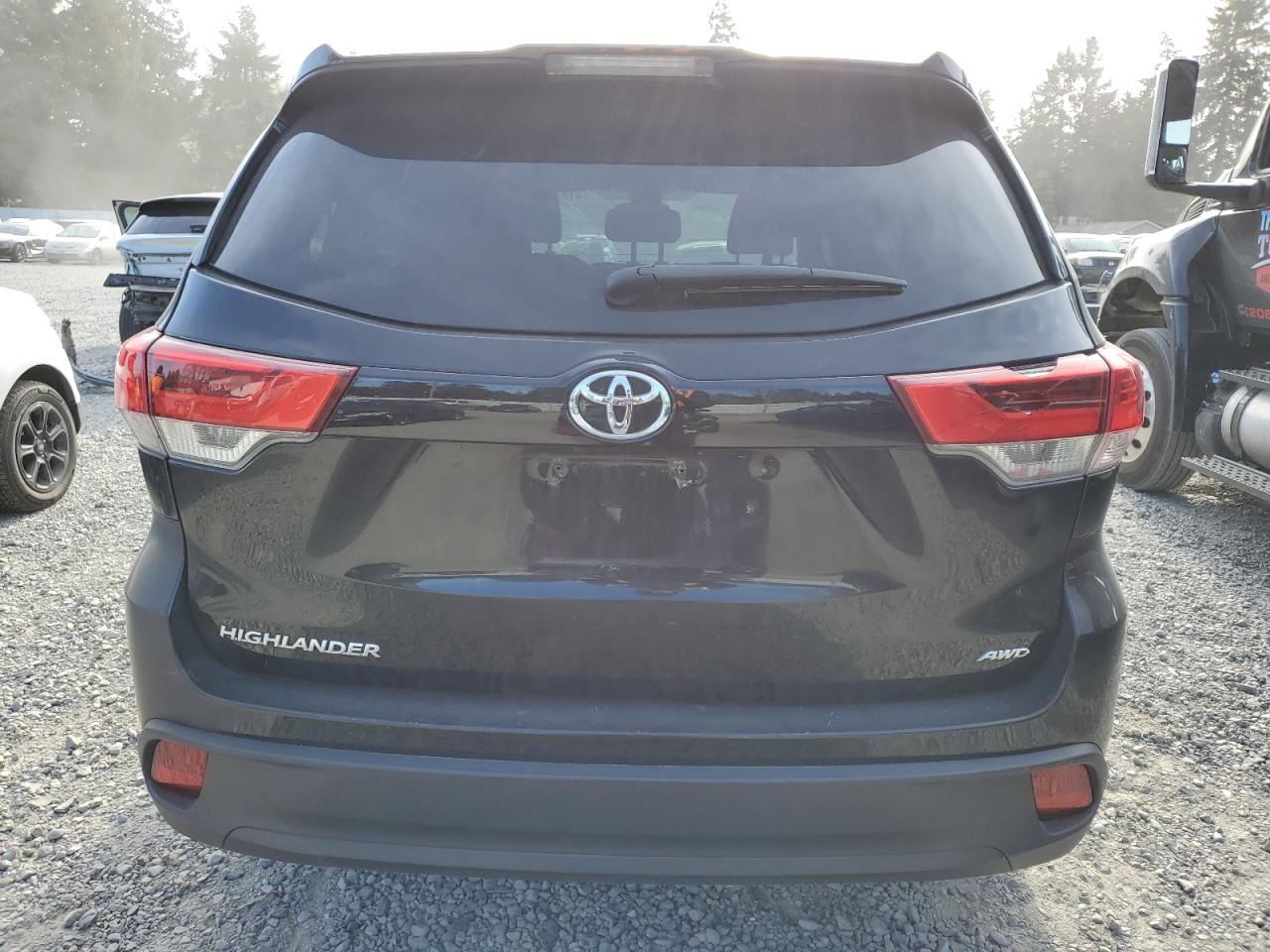 2019 TOYOTA HIGHLANDER - Image 6