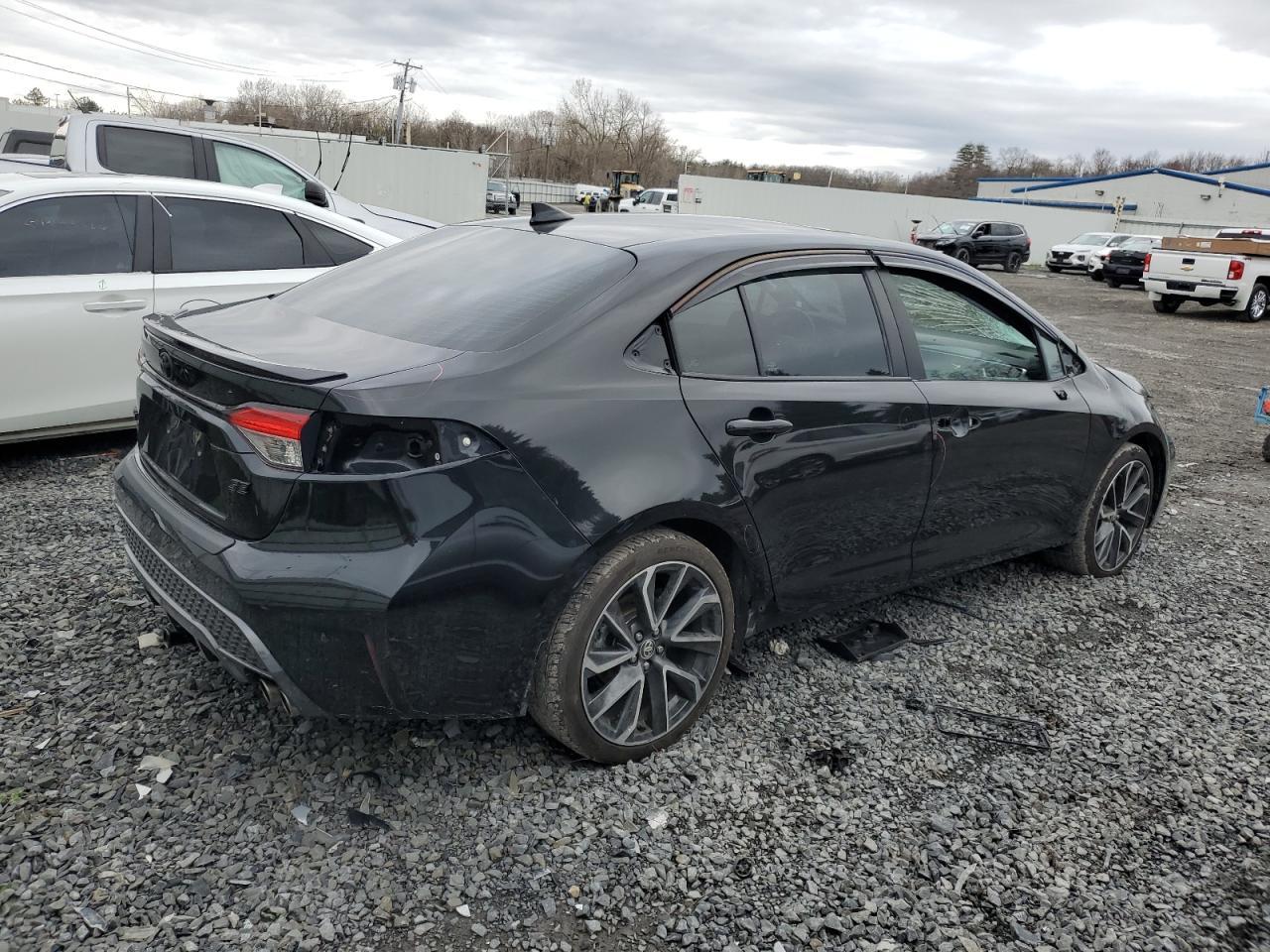 2020 TOYOTA COROLLA SE - Фото 3