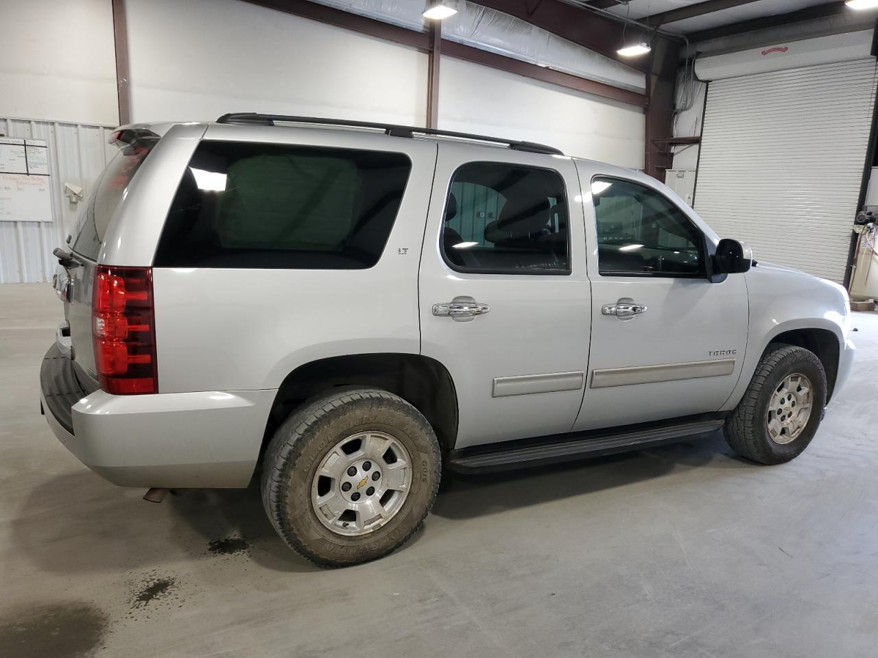 2011 CHEVROLET TAHOE K150 - Фото 3