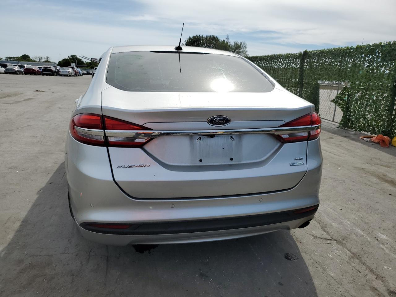 2017 FORD FUSION SE - Фото 6