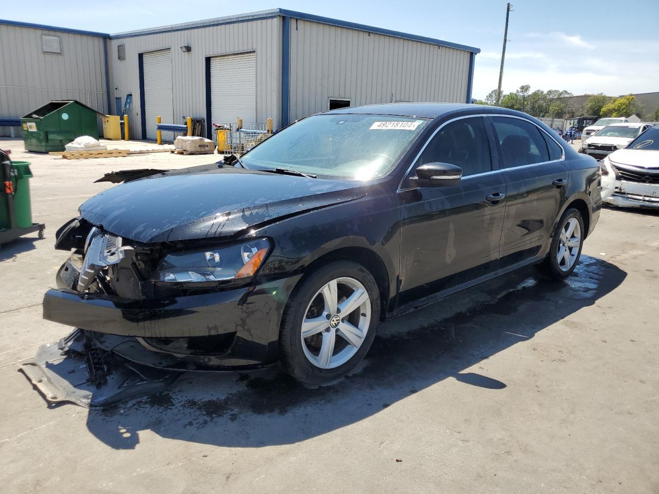 2013 VOLKSWAGEN PASSAT SE