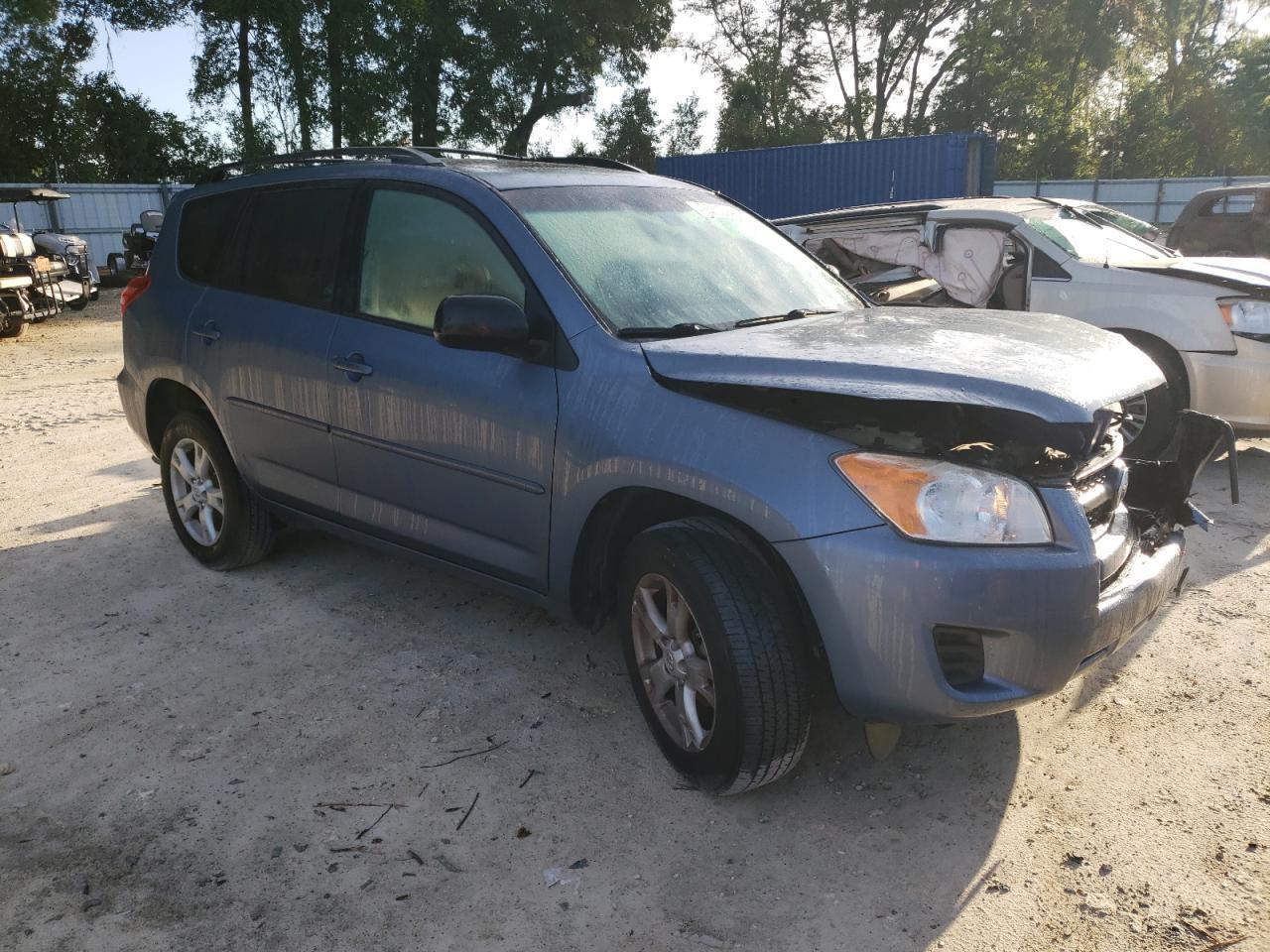 2011 TOYOTA RAV4 - Image 4