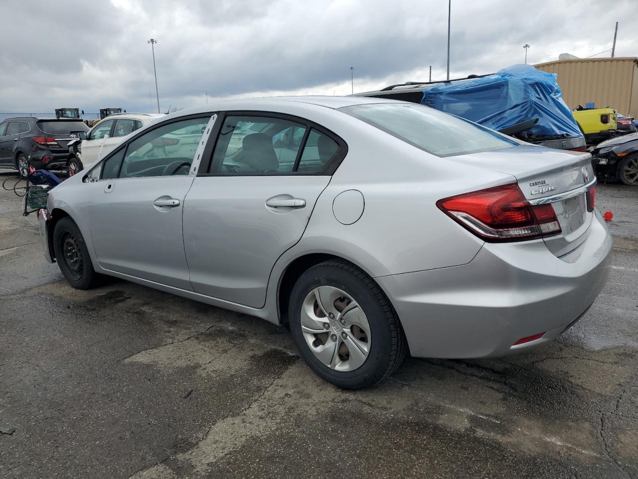 2015 HONDA CIVIC LX - Image 2