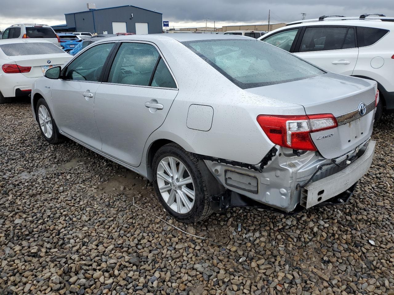 2012 TOYOTA CAMRY HYBR - Фото 2