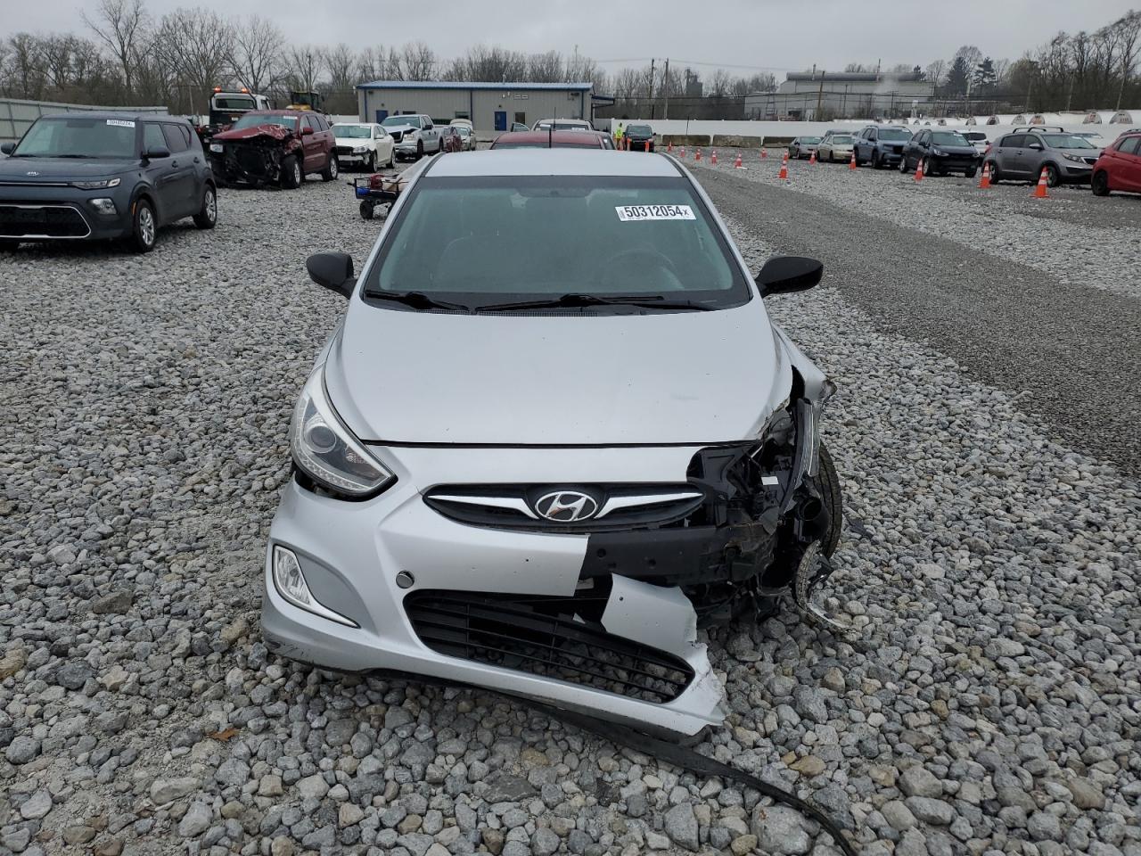 2014 HYUNDAI ACCENT GLS - Фото 5