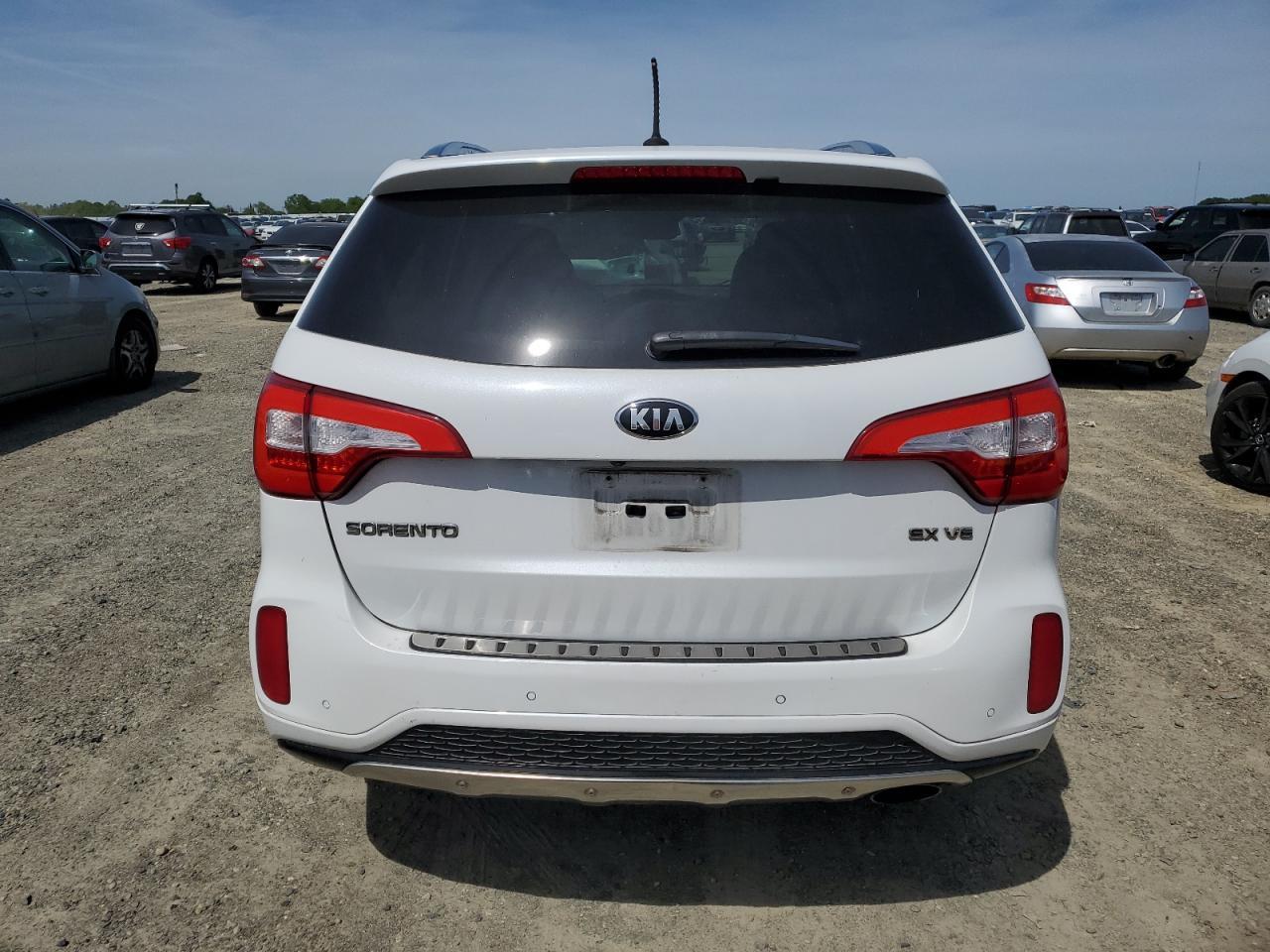 2015 KIA SORENTO SX - Image 6