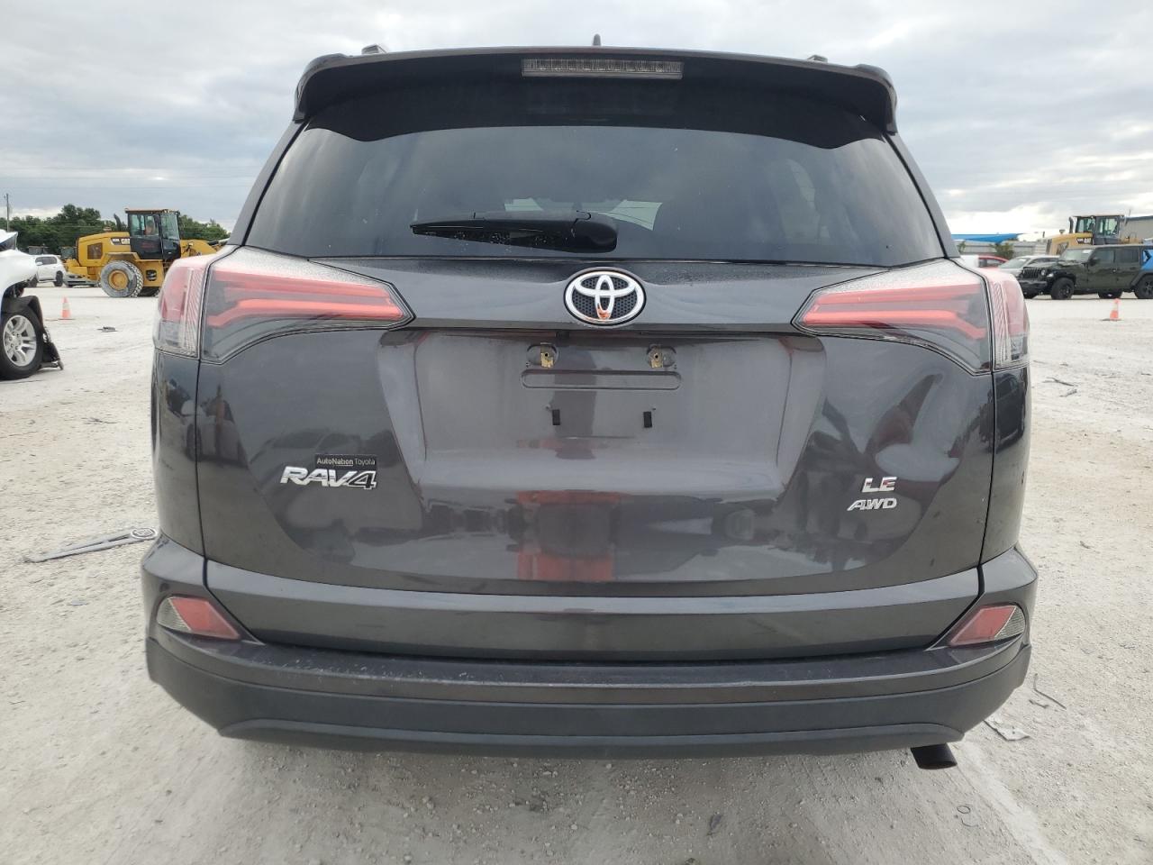 2016 TOYOTA RAV4 LE - Image 6