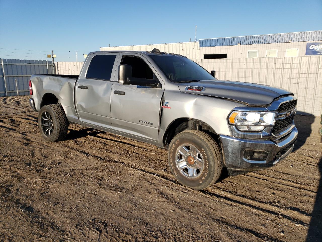 2022 RAM 2500 TRADE - Image 4
