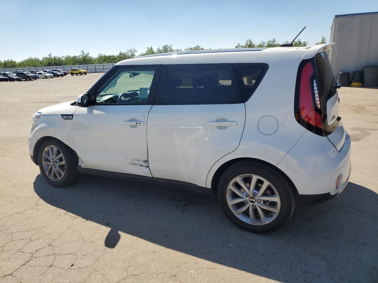 2017 KIA SOUL + - Фото 2