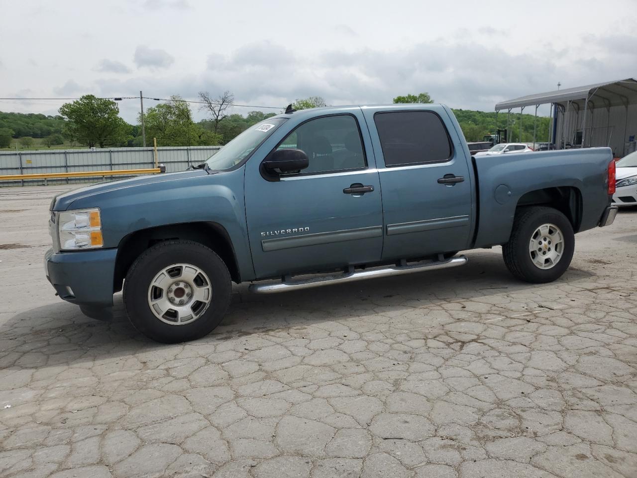 2010 CHEVROLET SILVERADO car image