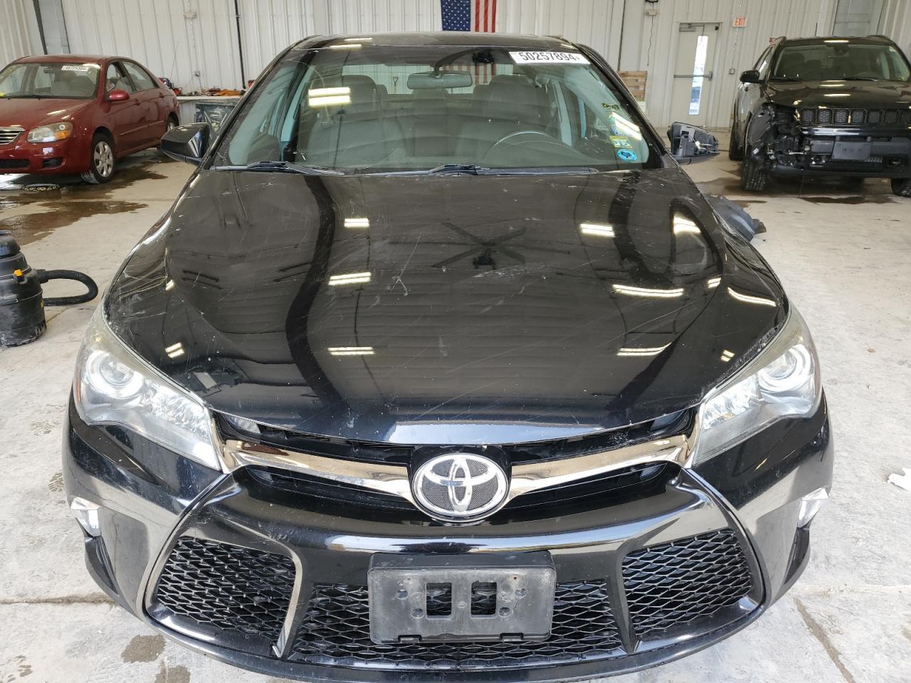 2016 TOYOTA CAMRY LE - Фото 5