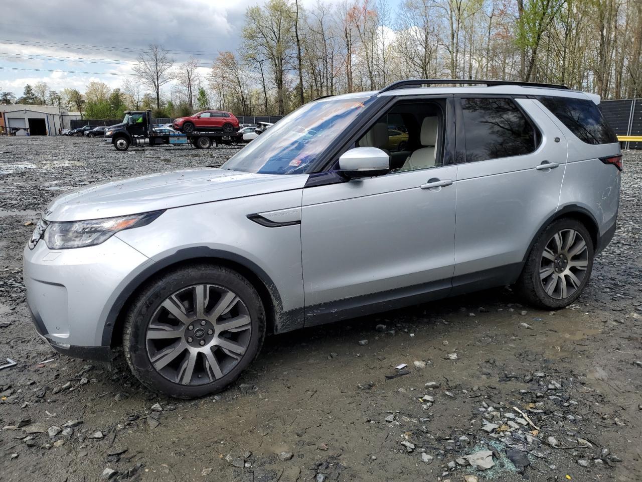 2017 LAND ROVER DISCOVERY car image