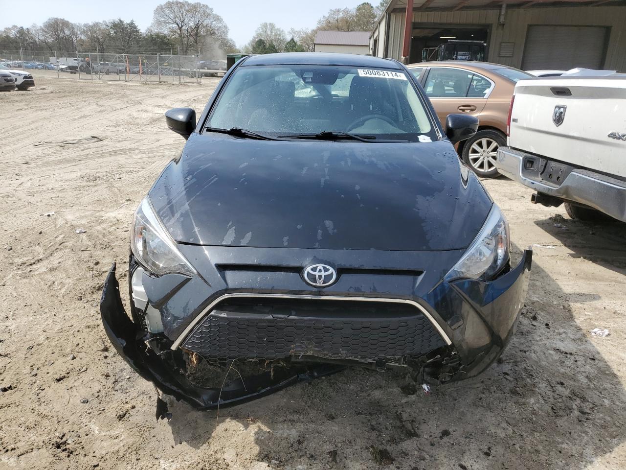 2020 TOYOTA YARIS LE - Фото 5
