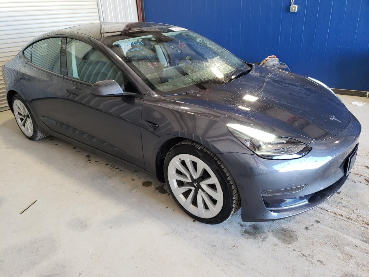 2022 TESLA MODEL 3 - Image 4