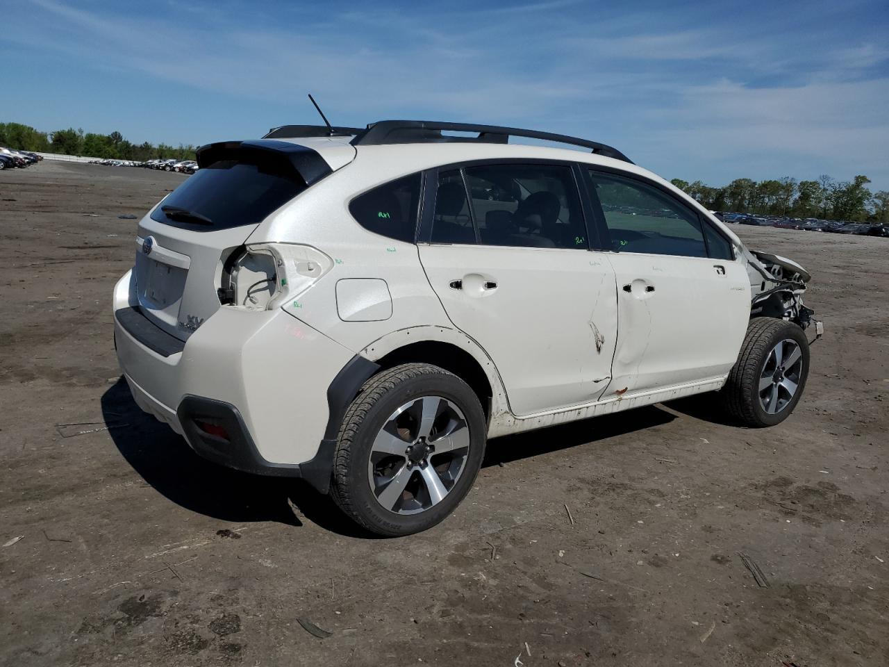 2015 SUBARU XV CROSSTR - Image 3