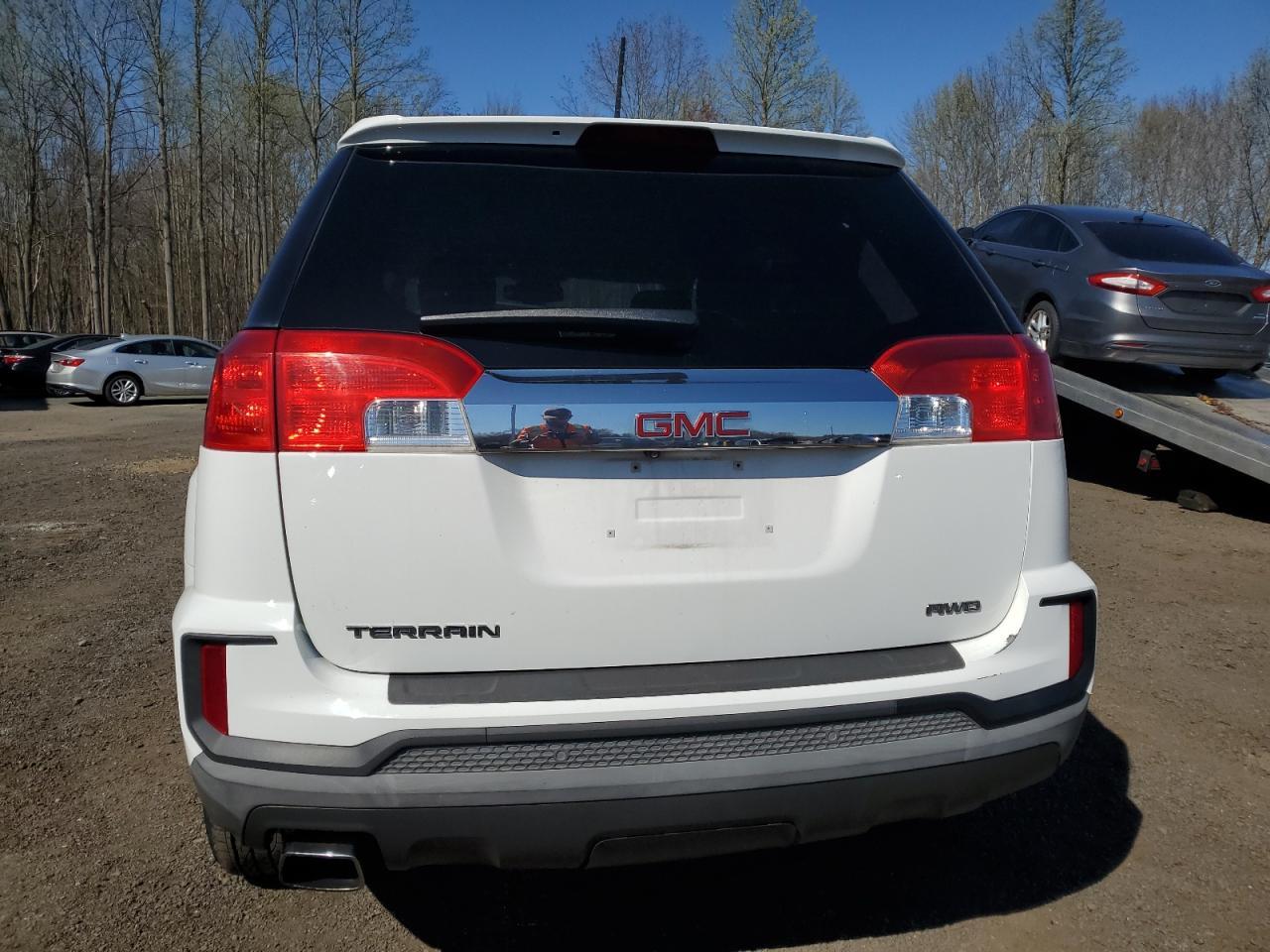2016 GMC TERRAIN SL - Image 6