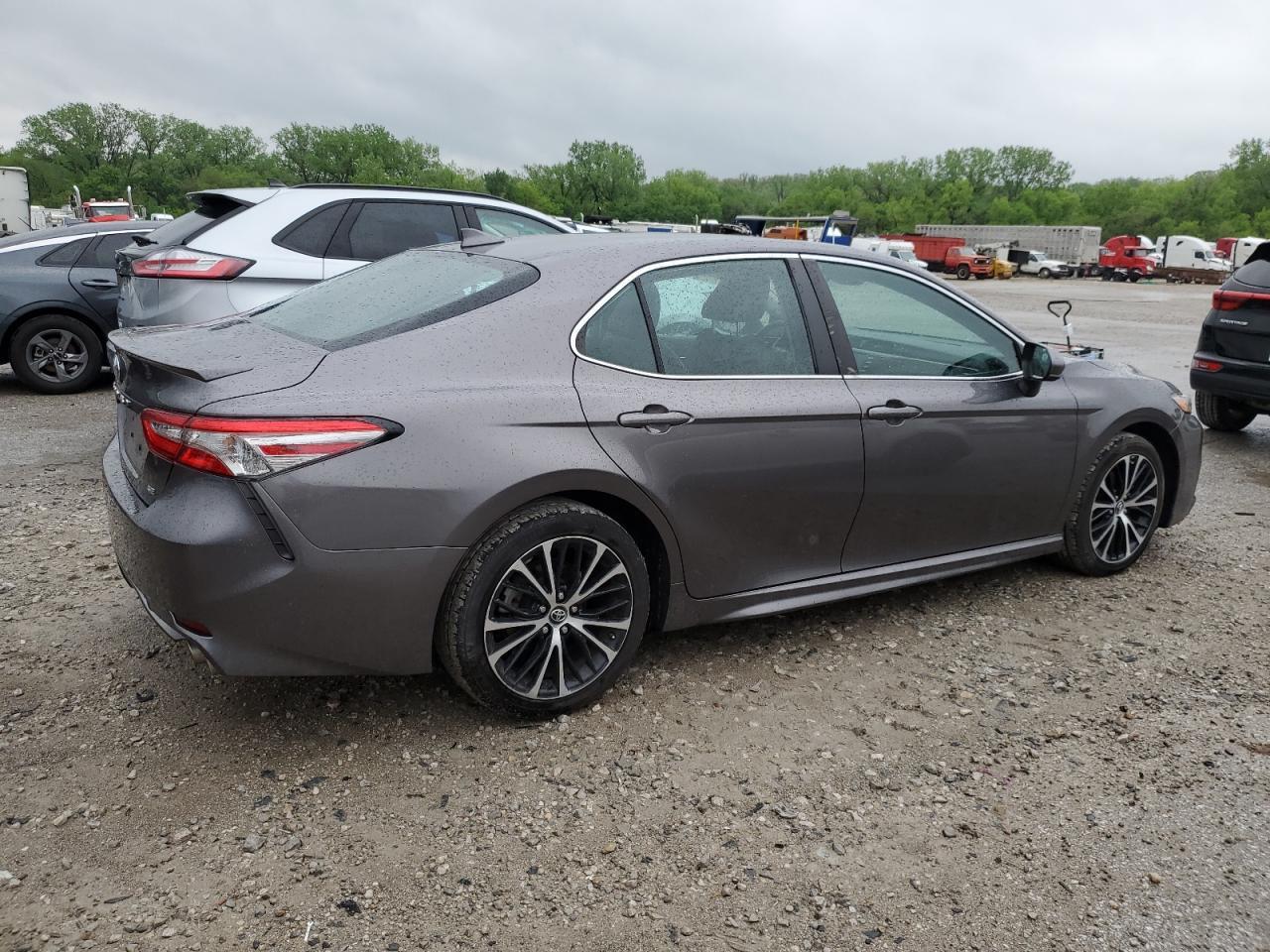 2019 TOYOTA CAMRY L - Image 3