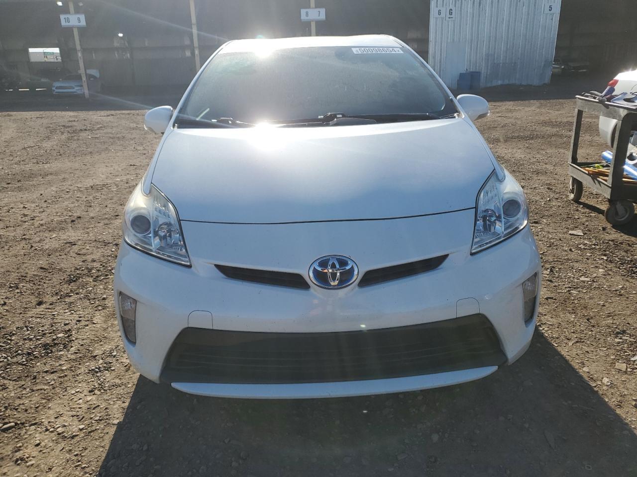 2015 TOYOTA PRIUS - Фото 5