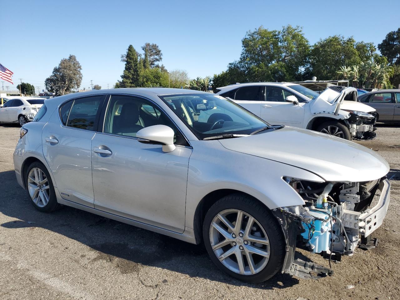 2016 LEXUS CT 200 - Image 4