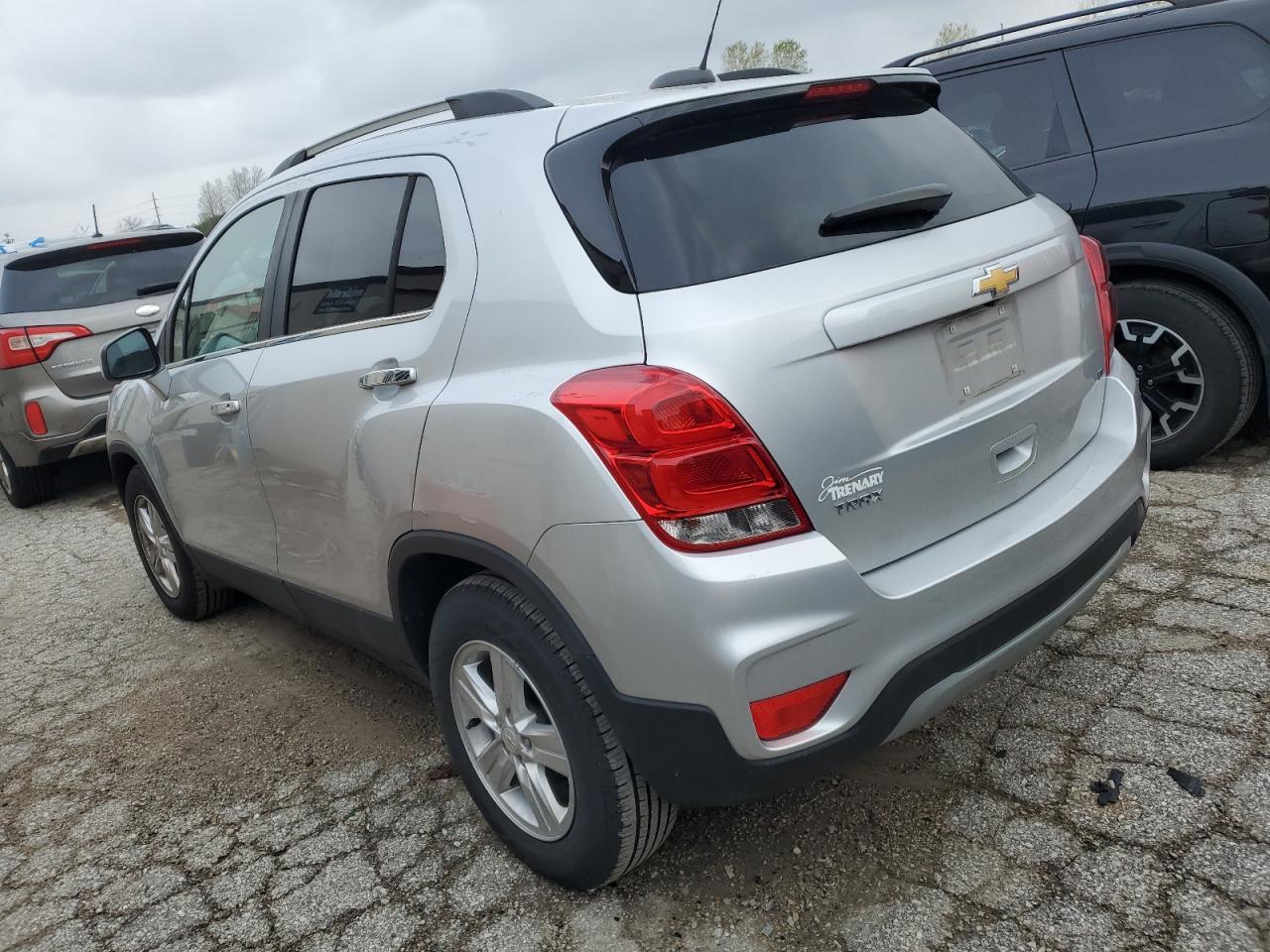 2019 CHEVROLET TRAX 1LT - Фото 2